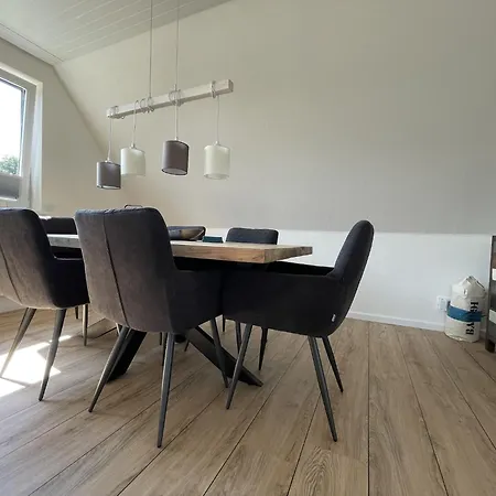 Holiday home Idyllically Located Comfortably Furnished And Renovated Boldixum